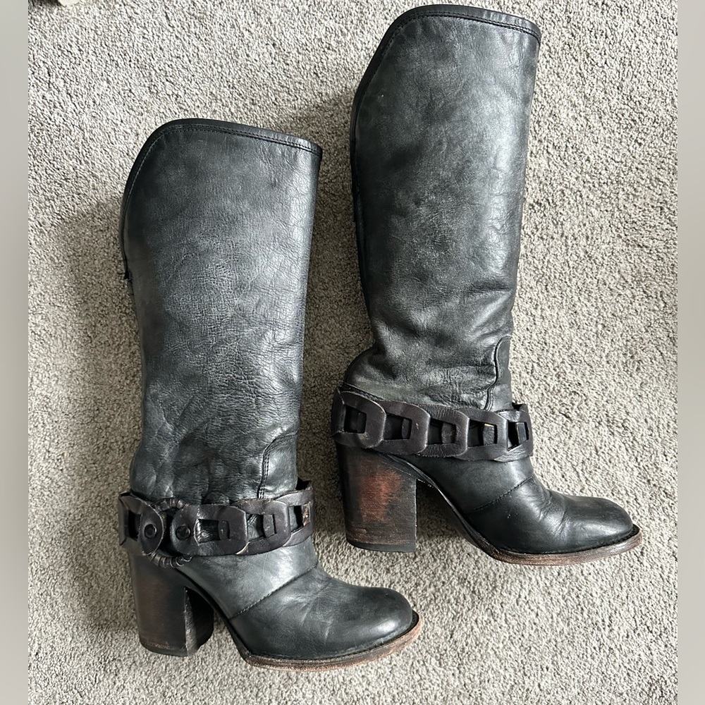 Freebird by Steven Black Heeled Boots Beaut